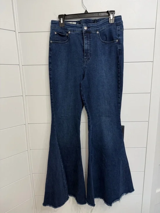 Free People We The Free Blue Crvy Super High Rise Flare Jeans 31 36460 - Picture 6 of 15